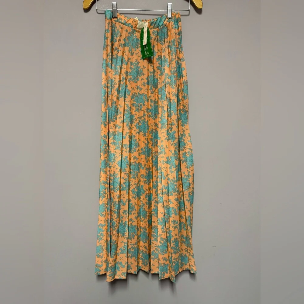 NWT Vintage KoKo Knits MAXI Pleated SKIRT